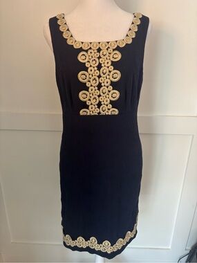 Lilly Pulitzer Navy Midi Dress with Gold Crochet Trim size 6 in great condition
